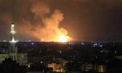 Siyonist rejim, Gazze'de iki noktayı bombaladı