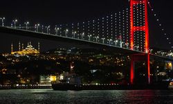 Ukrayna'dan gelen tahıl gemisi İstanbul Boğazı'ndan geçti