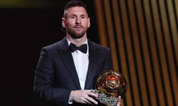 Lionel Messi yılın futbolcusu ödülünün sahibi oldu