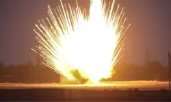 Siyonist rejimden fosfor bombasıyla katliam!