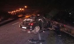 Hatay'da otomobille kamyonetin çarpıştığı kazada 3 kişi öldü