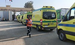 Refah Sınır Kapısı yaralılar ve yabancılar için açıldı