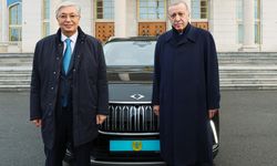 Başkan Erdoğan, Tokayev'e Togg hediye etti