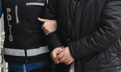 İzmir merkezli FETÖ operasyonunda 19 şüpheli yakalandı