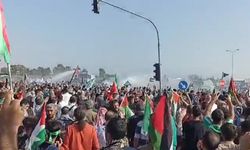 İncirlik Üssü'nde 'özgür Filistin' sloganları! Siyonist ABD'yi protesto eden göstericilere polis müdahale etti