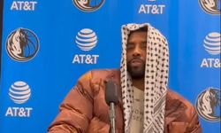 NBA yıldızı Kyrie Irving'den Filistin'e destek! Basın toplantısında kefiye giydi