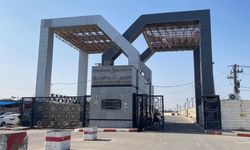 Gazze'deki hükümetin medya ofisi: Refah Sınır Kapısı bugün normal şekilde çalışıyor