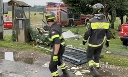 İtalya'da olumsuz hava koşulları nedeniyle 1 kişi öldü, 1 kişi kayboldu