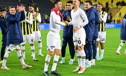 Fenerbahçe, Sivasspor engelini rahat geçti
