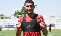 Sivas'tan İngiltere'ye: Genç oyuncu Premier Lig'e transfer oldu