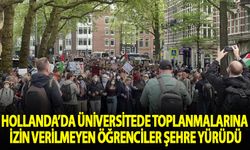 Hollanda'da üniversitede toplanmalarına izin verilmeyen öğrenciler şehre yürüdü