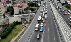 Asfalt yenileme çalışması yapılan Haliç Köprüsü'nde trafik yoğunluğu