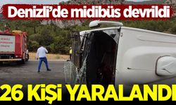 Denizli'de midibüsün devrildi, 26 kişi yaralandı