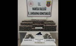 Manisa'da 54 bin 860 sentetik ecza hapı ele geçirildi