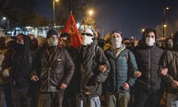 İBB'deki soruşturmalara ilişkin provokatif paylaşım yapan 56 şüpheli yakalandı