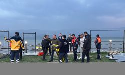 Sakarya'da kanonun devrildiği gölde kaybolan sporcu için arama çalışması başlatıldı