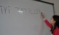 Öğrencilerde ara tatil heyecanı: yarın son ders zili çalacak