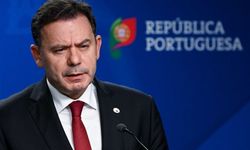 Portekiz'de hükümet güvenoyu alamayarak düştü