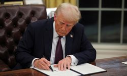 Trump, üniversite fonlarını denetleyen ve okullardaki disiplini düzenleyen iki kararnameye imza attı