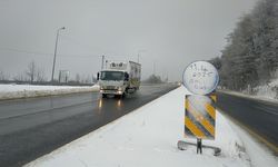 Bolu Dağı'nda kar yağışı etkili oluyor