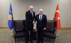 Milli Savunma Bakanı Güler, Kosova Bölgesel Kalkınma Bakanı Damka ile görüştü