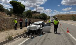 Adıyaman'da korkunç kaza: Otomobil kamyonetle çarpıştı