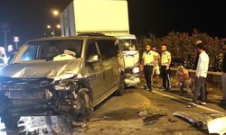 Antalya'da zincirleme trafik kazası! 3 kişi yaralandı