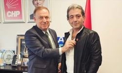 Şef Hazer Amani, CHP'ye katıldı