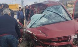 14 yaşındaki sürücü kamyonla çarpışması sonucu hayatını kaybetti