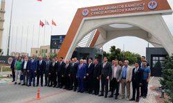 MHP Genel Başkan Yardımcısı Topsakal'dan Kırgızistan-Türkiye Manas Üniversitesi'ne ziyaret