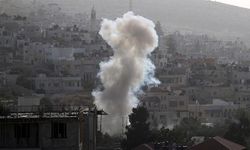 Şam'da bomba yüklü araç patladı