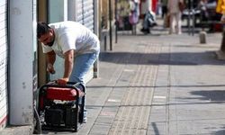 İran'da elektrikler her gün 2 saat kesik
