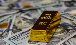 Dolarda 18 ayın zirvesi! Altın fiyatlarında yükselişe fren