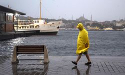 İstanbul'u kara bulutlar kapladı! Kuvvetli sağanak geliyor