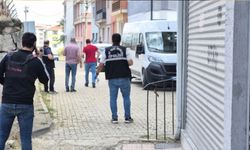 Eskişehir'de 17 yaşındaki genç, pompalı tüfekle dehşet saçtı