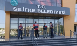 Adalar ve Silifke belediyelerine yolsuzluk ve rüşvet operasyonu: 7 tutuklama