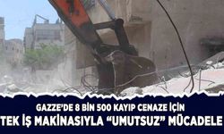 8 bin 500 cenaze için tek iş makinasıyla verilen "umutsuz" mücadele