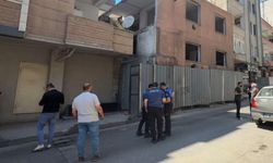 Kentsel dönüşüme giren bina kısmen çöktü: 1 ölü, 2 yaralı