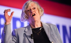 Eski İngiliz Bakan Ann Widdecombe evinde ölü bulundu: Cinayet şüphesi