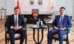 Cemil Tugay, Murat Kurum'u makamında ziyaret etti
