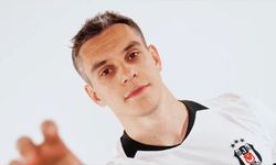 Leandro Trossard'dan Beşiktaş'a jest