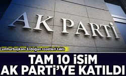 Cumhurbaşkanı Erdoğan rozetleri taktı: 10 isim AK Parti'ye katıldı