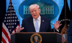 Donald Trump yine tehdit savurdu: İran'ı çok sert vuracağız