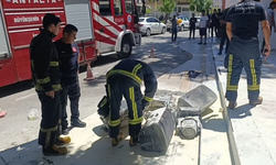 Antalya'da cezaya kızıp ses sistemini belediye önünde yakan şüpheli tutuklandı