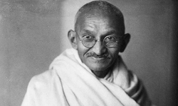 Gandhi'nin el yazısı notları 1,7 milyon dolara satıldı
