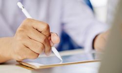 Evrak İşi Azaldı Ama Bitmedi: Hâlâ İmza İsteyen Belgeler ve Pratik Çözümler
