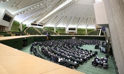 İran Meclisi'nden Hürmüz Boğazı'na ilişkin yasa hazırlığı