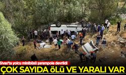 Sivas'ta yolcu minibüsü şarampole devrildi: Çok sayıda ölü ve yaralı var