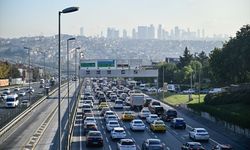 İstanbul'da haftanın ilk iş gününde trafik yoğunluğu yaşanıyor