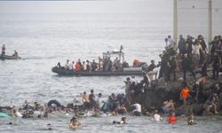 İtalya, İspanya'ya karşı uyguladığı sınır kontrollerini bir kere daha uzattı